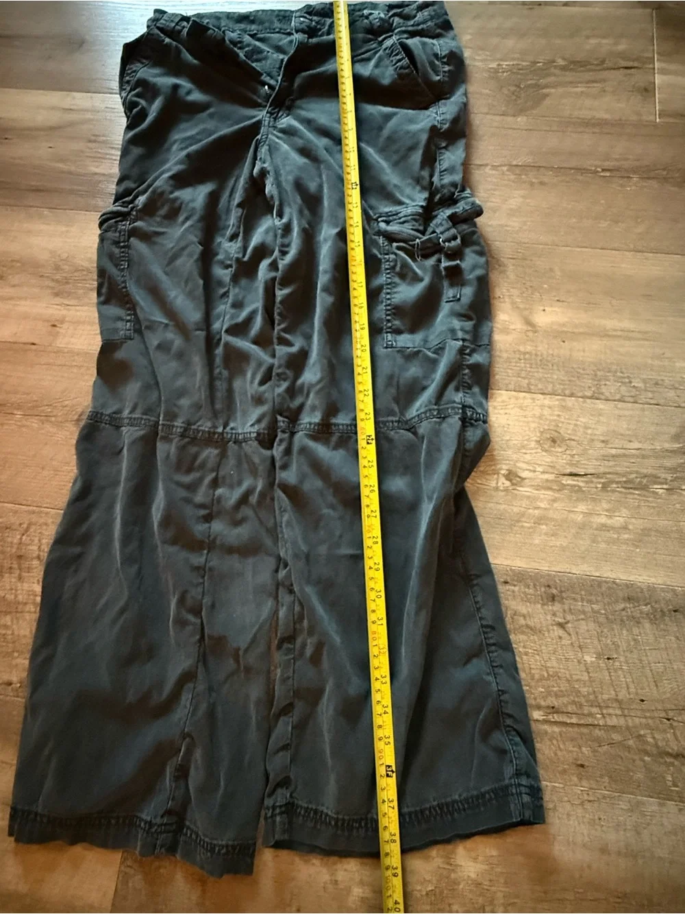 American Eagle Outfitters Men's Olive Cargo Pants